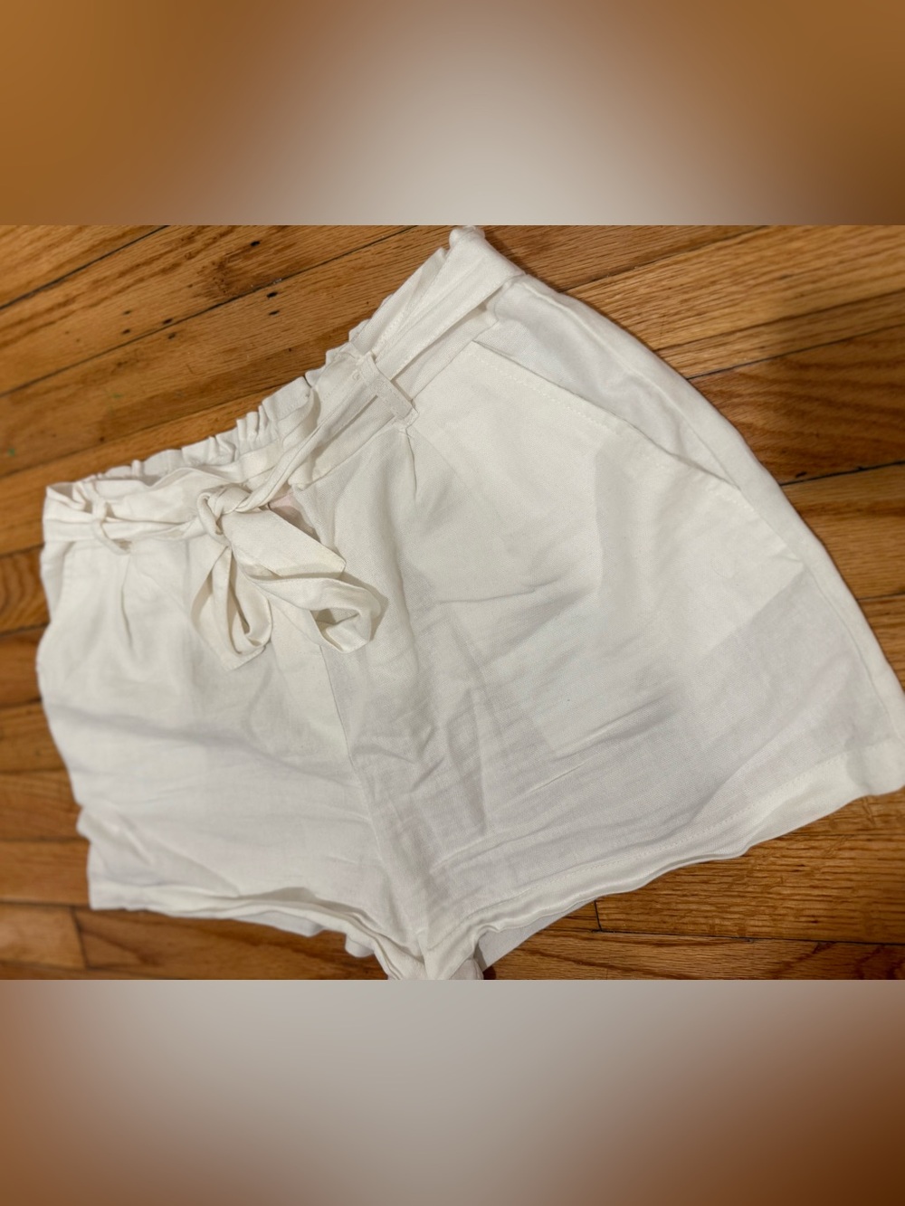 CISONO WOVENS - Women’s White Paperbag Waist Tie Shorts - Size M - Picture 2 of 3